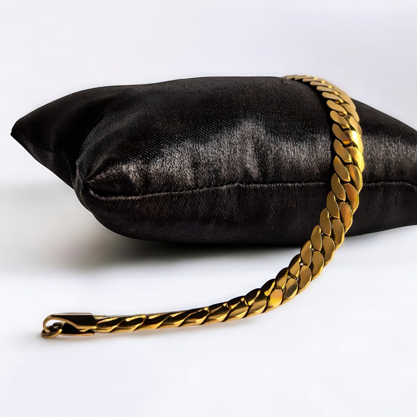 Imperial gold bracelet