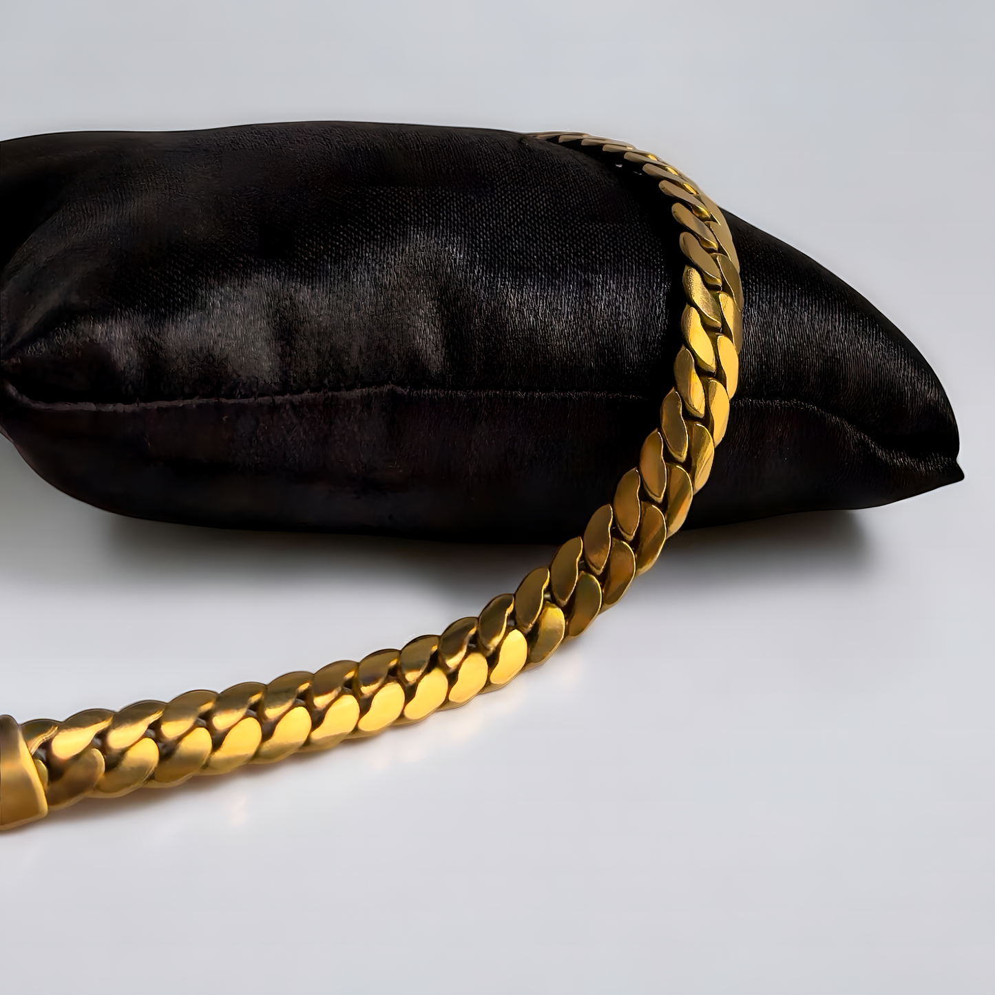 Imperial gold bracelet