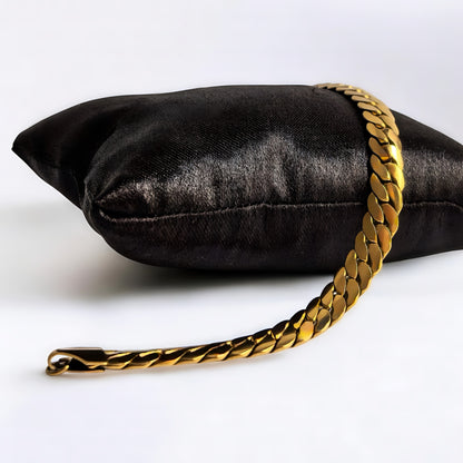 Imperial gold bracelet